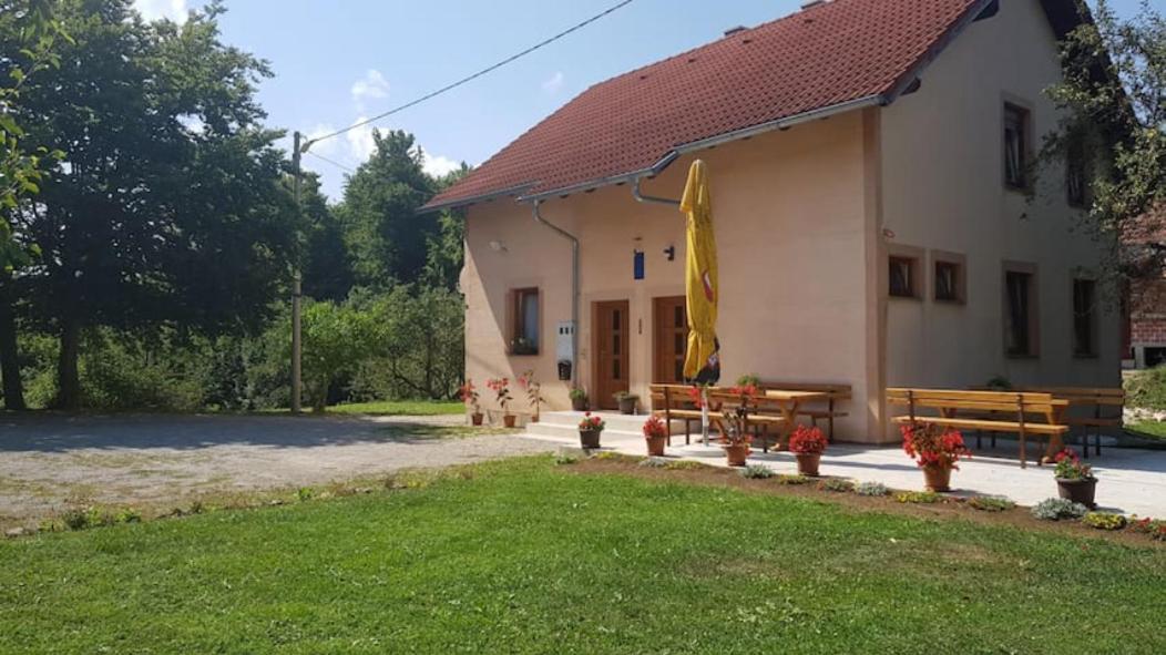 Apartment Prijeboj Plitvice Lakes Exterior photo